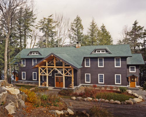 loon-lodge-wood-timber-entrance