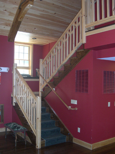 stair-natural-wood-baluster